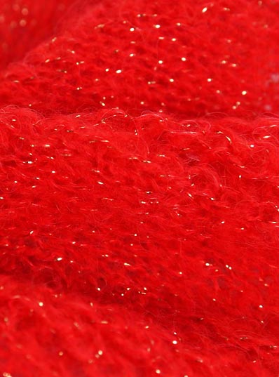 1/13 NM 8% Wolle 29% Nylon 48% Acryl 15% Metallic