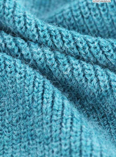 2/18 קשמיר (צמר ארקטי) 42% אקריליק 28% ניילון 30% פוליאסטר